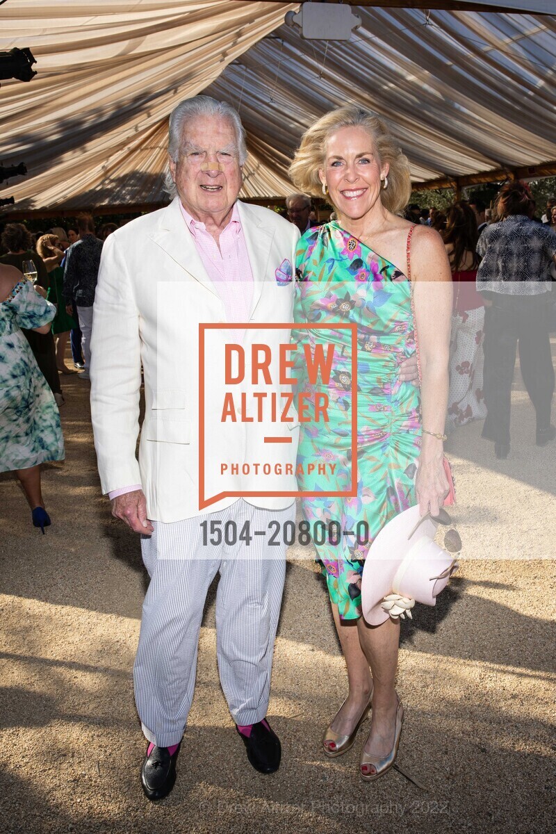 Clarke Swanson, Caroline Price, Arts for All Gala at Festival Napa Valley featuring Trisha Yearwood, Nickel + Nickel, July 17th, 2022, Photo #1504-20800-0 Clarke Swanson, Caroline Price, Photo #1504-20800-0