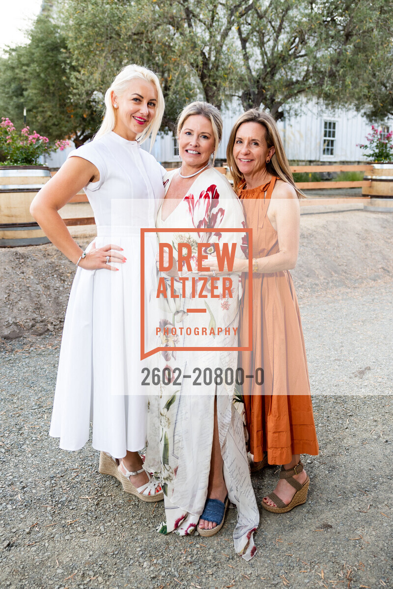Ana Mehrabi, Maggie Oetgen, Julie Veit, Arts for All Gala at Festival Napa Valley featuring Trisha Yearwood, Nickel + Nickel, July 17th, 2022, Photo #2602-20800-0 Ana Mehrabi, Maggie Oetgen, Julie Veit, Photo #2602-20800-0