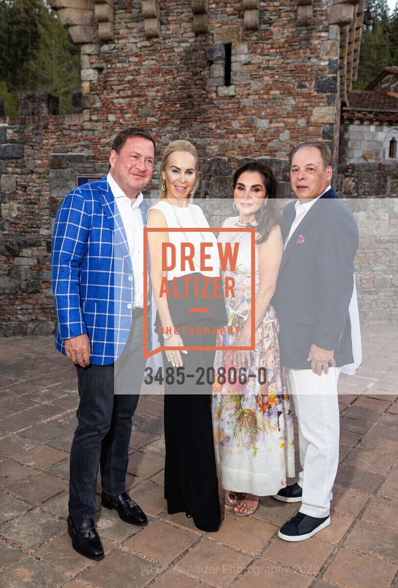 Tom Cole, Rose Cole, Roz Colombo, Robert Colombo, Manetti Shrem Opera: Gaetano Donizetti's L'elisir d'amore, Napa Valley, July 22nd, 2022, Photo #3485-20806-0 Tom Cole, Rose Cole, Roz Colombo, Robert Colombo, Photo #3485-20806-0