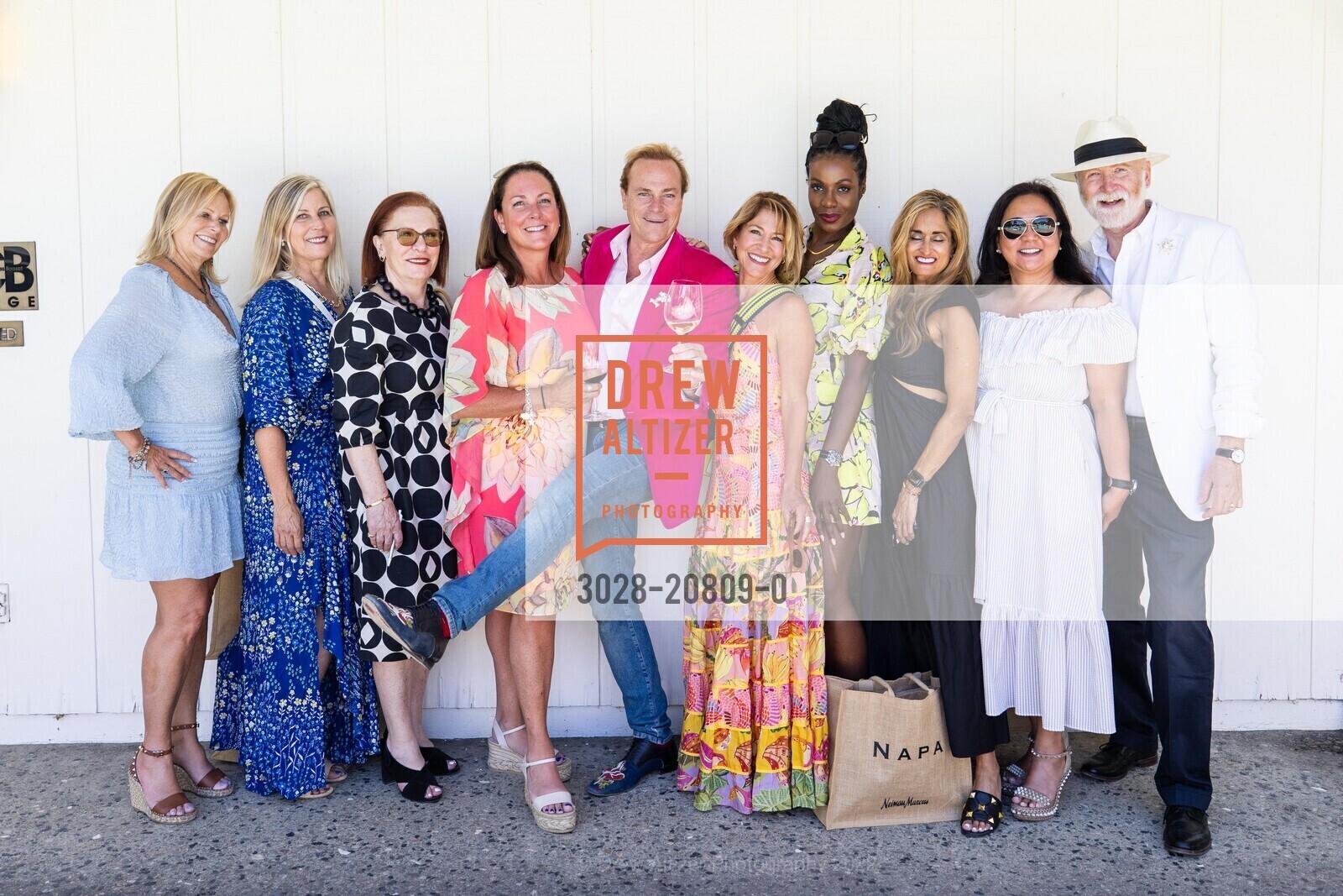 Kim Hastie, Jane Inch, Romana Bracco, Sterrin Bird, JC Boisset, Heather Rangel, Tanneasha Gordon, Minal Amin, Linda Horioka, Neiman Marcus hosts The Art of Fashion presented by Festival Napa Valley, Napa Valley, July 23rd, 2022, Photo #3028-20809-0 Kim Hastie, Jane Inch, Romana Bracco, Sterrin Bird, JC Boisset, Heather Rangel, Tanneasha Gordon, Minal Amin, Linda Horioka, Photo #3028-20809-0
