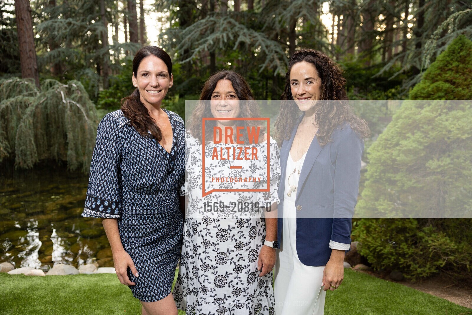 Susie Hall, Kristin Keane, Jessica Urreaga, League To Save Lake Tahoe Cocktail, Private Residence, August 5th, 2022, Photo #1569-20819-0 Susie Hall, Kristin Keane, Jessica Urreaga, Photo #1569-20819-0
