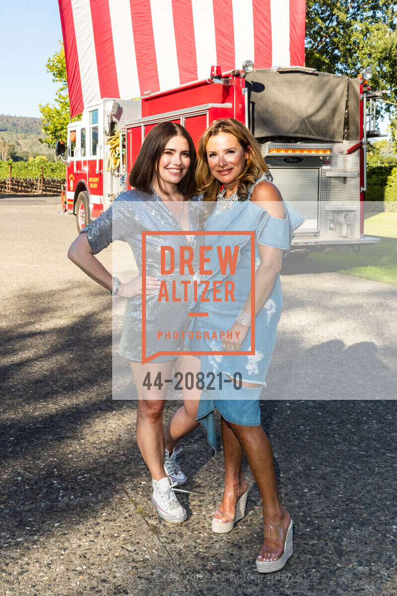 Alisha Faye Lamos, Claudia Ross, Denim & Diamonds presented by The First Responder's Fund, Raymond Vineyards, August 6th, 2022, Photo #44-20821-0 Alisha Faye Lamos, Claudia Ross, Photo #44-20821-0