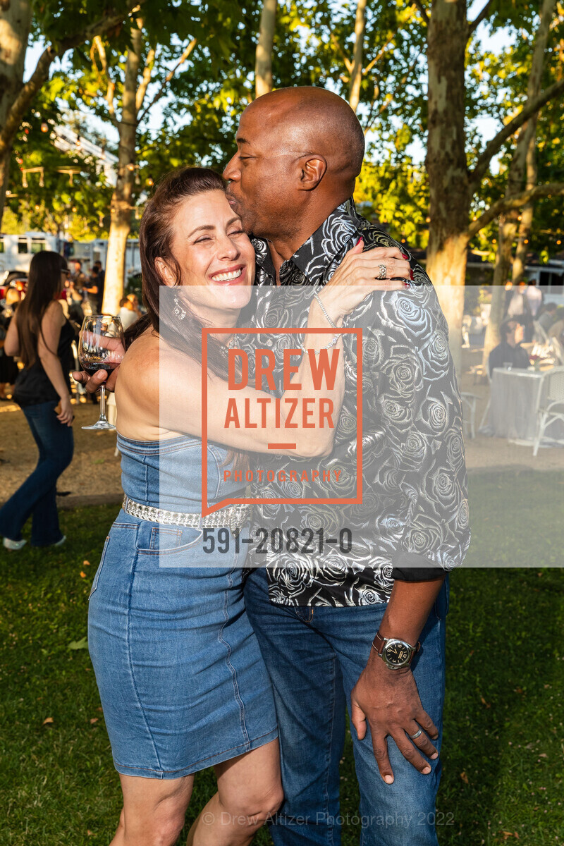 Christy Brooks, Ryan Brooks, Denim & Diamonds presented by The First Responder's Fund, Raymond Vineyards, August 6th, 2022, Photo #591-20821-0 Christy Brooks, Ryan Brooks, Photo #591-20821-0