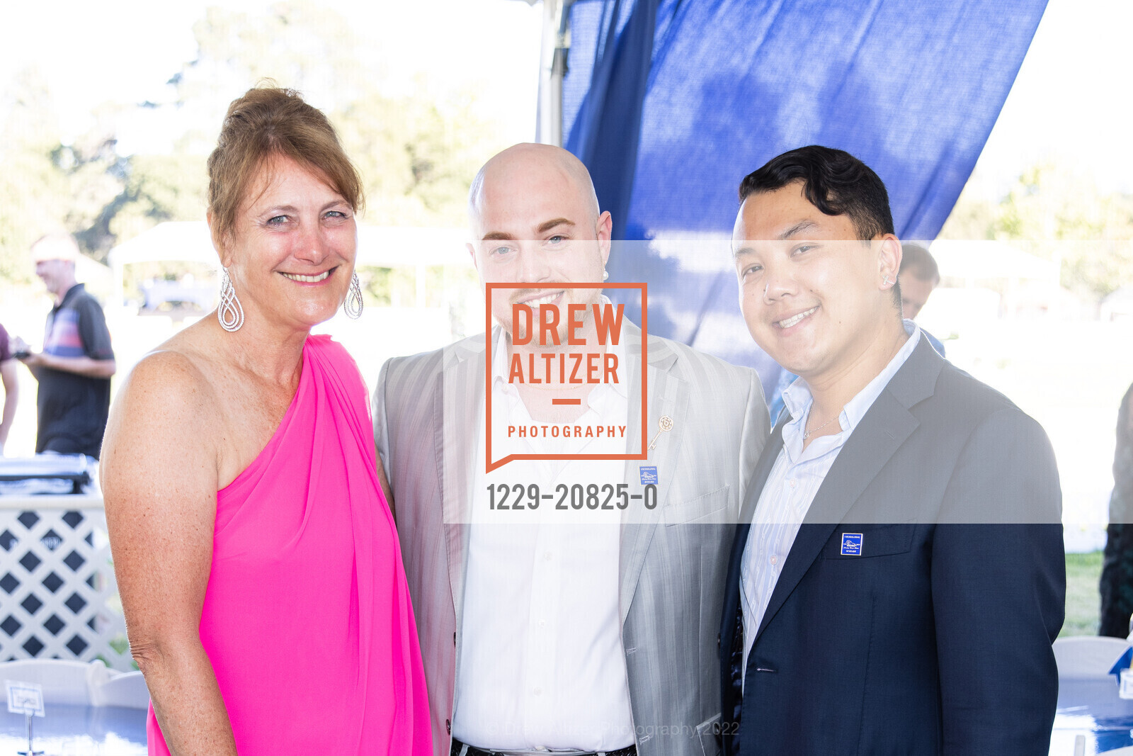 Suzanne Rischman, Justin Liebert, Curtis Lo, Menlo Horse Show 50th Anniversary Golden Gala, Menlo Circus Club, August 12th, 2022, Photo #1229-20825-0 Suzanne Rischman, Justin Liebert, Curtis Lo, Photo #1229-20825-0