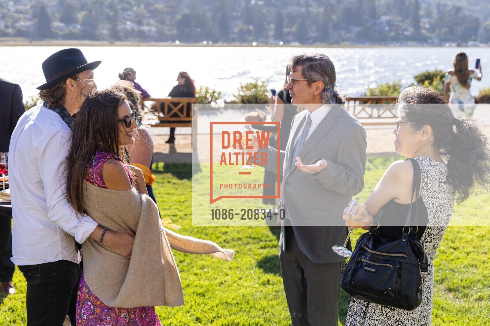 Luke Masefield, Magda Sarkissian, Vaughn Maurice, Chiyomi Maurice, WildCare’s 2022 Gala, Acqua Hotel. 555 Redwood Hwy, Mill Valley, CA 94941 US, Photo #1086-20834-0 Luke Masefield, Magda Sarkissian, Vaughn Maurice, Chiyomi Maurice, Photo #1086-20834-0