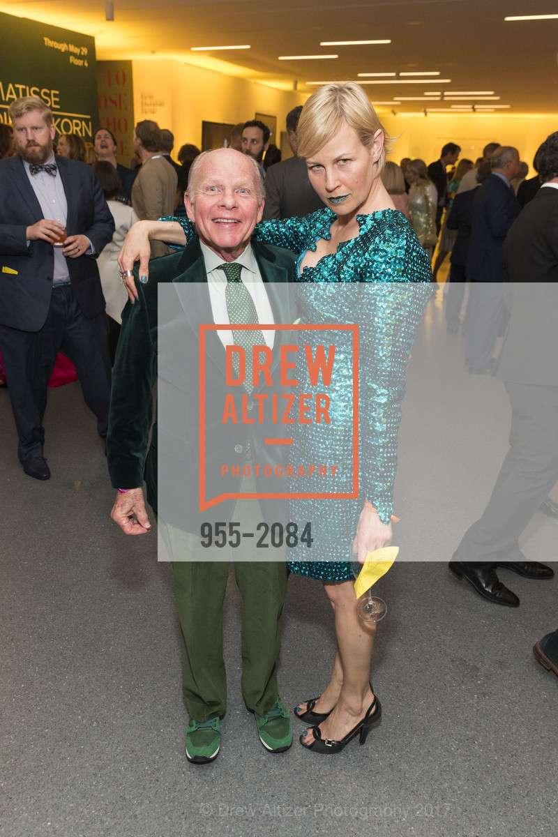 John Berggruen, Shoshana Berger, SFMOMA Birthday Bash, SFMOMA. 151 Third St, April 26th, 2017, Photo #955-2084 John Berggruen, Shoshana Berger, Photo #955-2084