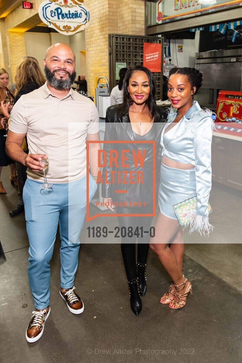 Finney Smith, Natasha Michelin, Photo #1189-20841-0