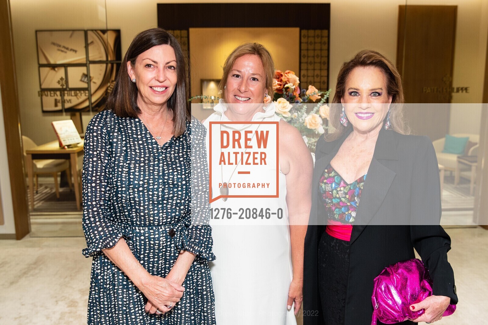 Elisabeth Smith, Karen Foreman, Robin Collins, San Francisco Opera Ball Patron Party 2022 at Tiffany’s Union Square, Tiffany and C. 350 Post St, SF, CA 94108, August 31st, 2022, Photo #1276-20846-0 Elisabeth Smith, Karen Foreman, Robin Collins, Photo #1276-20846-0