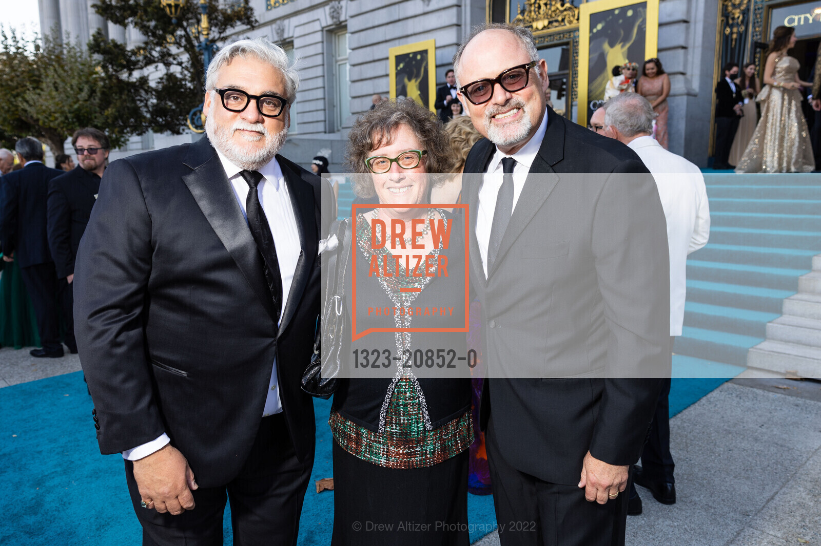Darryl Carbonaro, Catherine Bigelow, Jonathan Moscone, San Francisco Opera The Centennial Celebration, San Francisco Opera, September 9th, 2022, Photo #1323-20852-0 Darryl Carbonaro, Catherine Bigelow, Jonathan Moscone, Photo #1323-20852-0