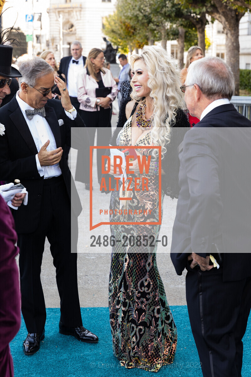 Elie Abi-Jaoude, Bea Wilson, Bill Ballard, San Francisco Opera The Centennial Celebration, San Francisco Opera, September 9th, 2022, Photo #2486-20852-0 Elie Abi-Jaoude, Bea Wilson, Bill Ballard, Photo #2486-20852-0