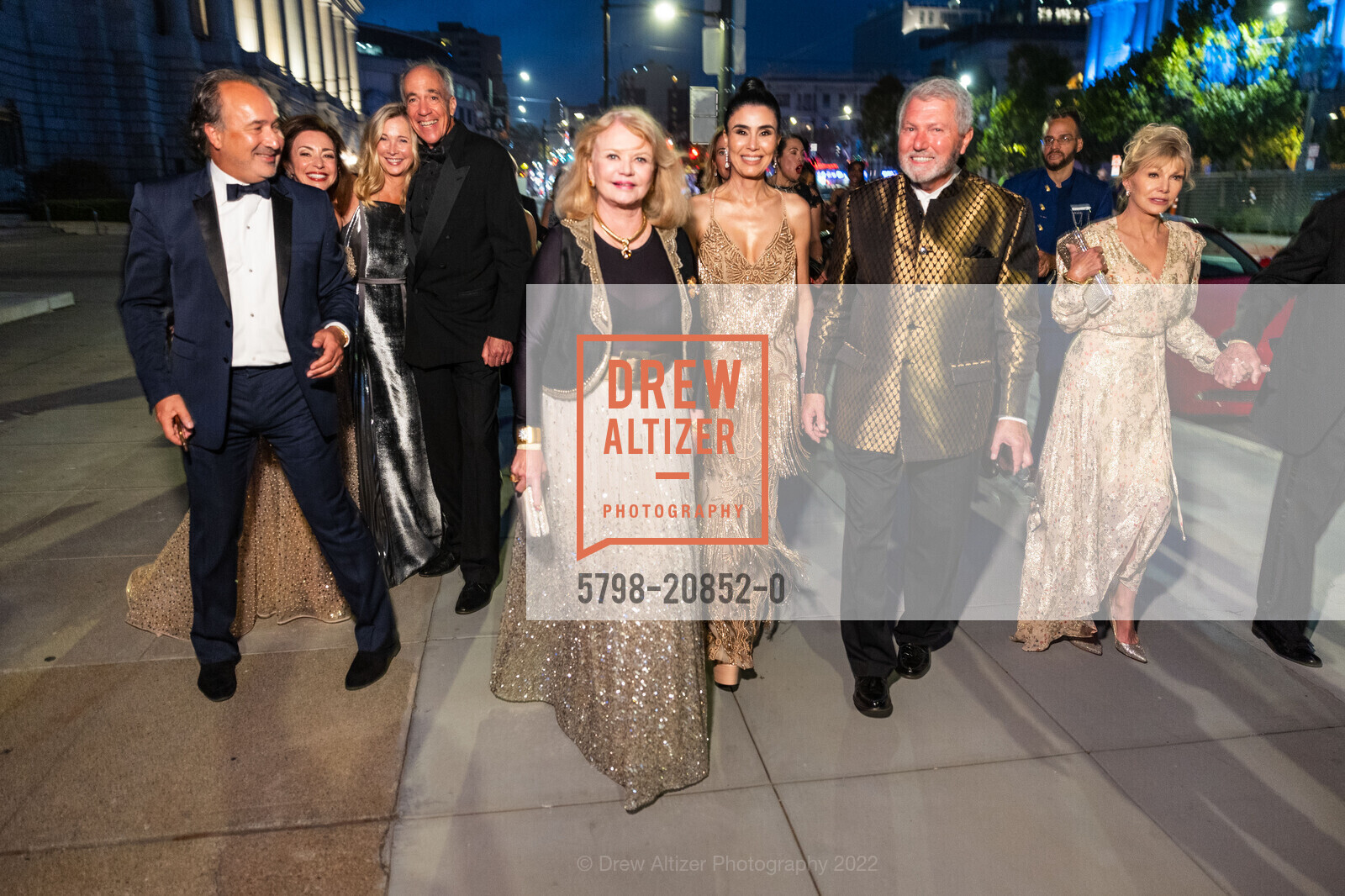 Heide Betz, Afsaneh Akhtari, Tom Wright, San Francisco Opera The Centennial Celebration, San Francisco Opera, September 9th, 2022, Photo #5798-20852-0 Heide Betz, Afsaneh Akhtari, Tom Wright, Photo #5798-20852-0