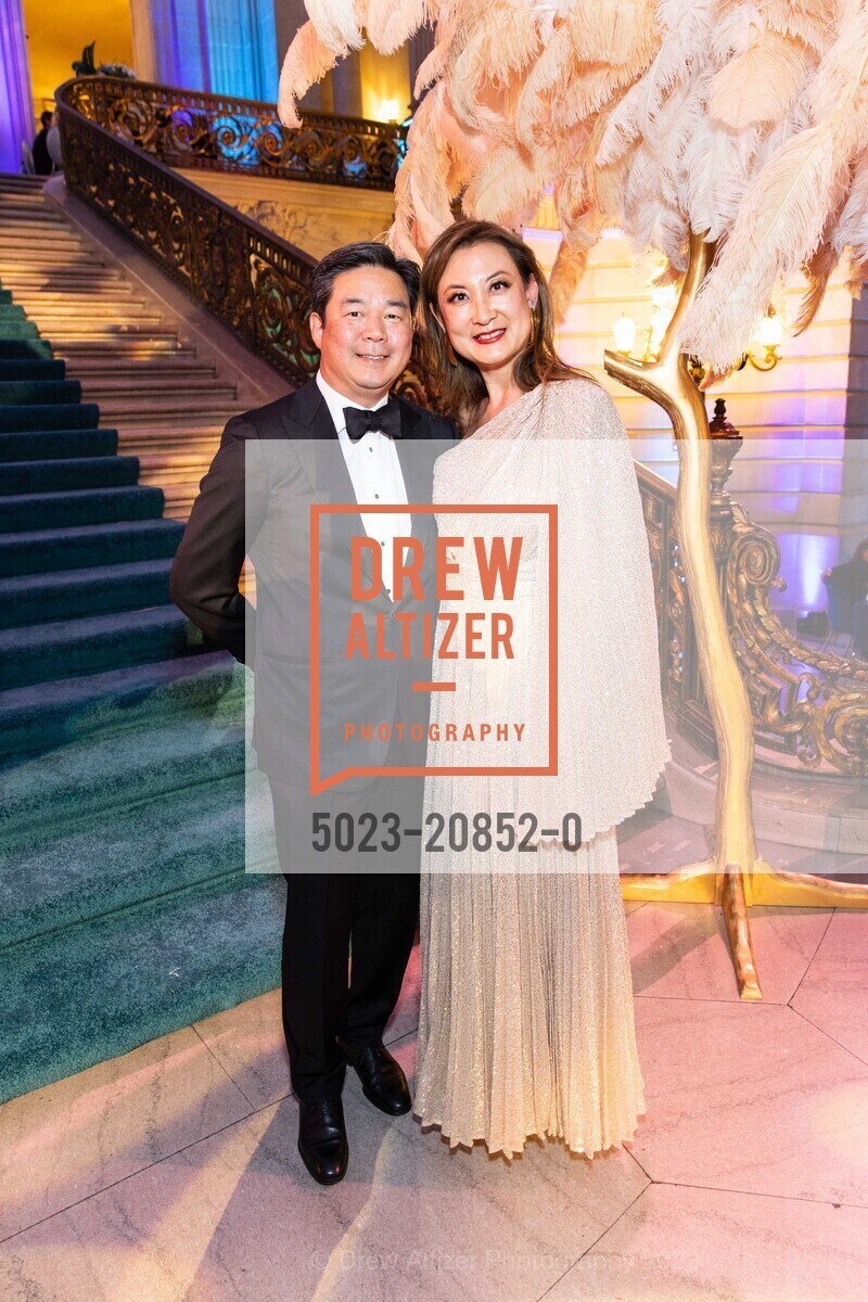 Insik Rhee, Isabel Rhee, San Francisco Opera The Centennial Celebration, San Francisco Opera, September 9th, 2022, Photo #5023-20852-0 Insik Rhee, Isabel Rhee, Photo #5023-20852-0