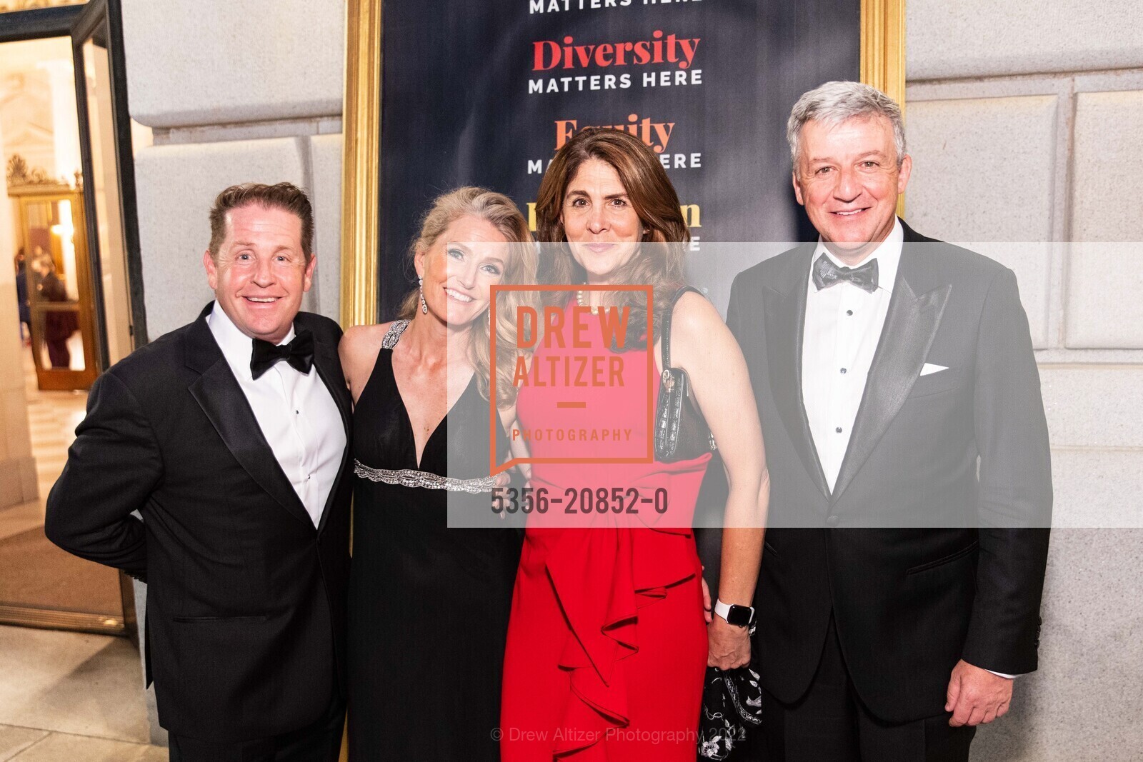 John Flanagan, Pamela Flanagan, Talia Murphy, John Murphy, San Francisco Opera The Centennial Celebration, San Francisco Opera, September 9th, 2022, Photo #5356-20852-0 John Flanagan, Pamela Flanagan, Talia Murphy, John Murphy, Photo #5356-20852-0