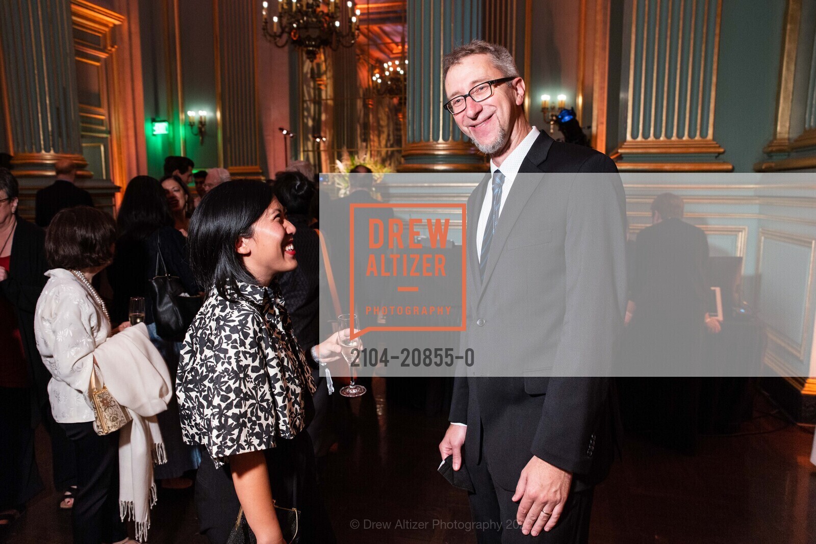 Carol Ann Cheung, Jeff McMillan, San Francisco Opera World Premier of Antony and Cleopatra, San Francisco Opera House. 301 Van Ness Ave, San Francisco, CA 94102, September 10th, 2022, Photo #2104-20855-0 Carol Ann Cheung, Jeff McMillan, Photo #2104-20855-0