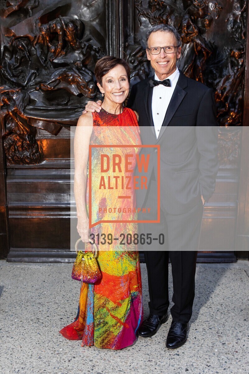 Andi Okamura, Jeff Chambers, Museums by Moonlight 2022, Iris & B. Gerald Cantor Center for Visual Arts. 328 Lomita Dr, Stanford, CA 94305 US, September 17th, 2022, Photo #3139-20865-0 Andi Okamura, Jeff Chambers, Photo #3139-20865-0