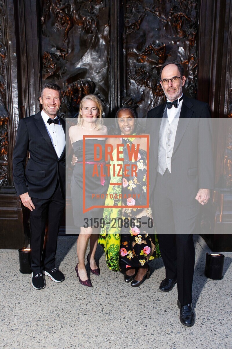 Shawn Carolan, Jennifer Carolan, Odette Harris, Edward Sharp, Museums by Moonlight 2022, Iris & B. Gerald Cantor Center for Visual Arts. 328 Lomita Dr, Stanford, CA 94305 US, September 17th, 2022, Photo #3159-20865-0 Shawn Carolan, Jennifer Carolan, Odette Harris, Edward Sharp, Photo #3159-20865-0