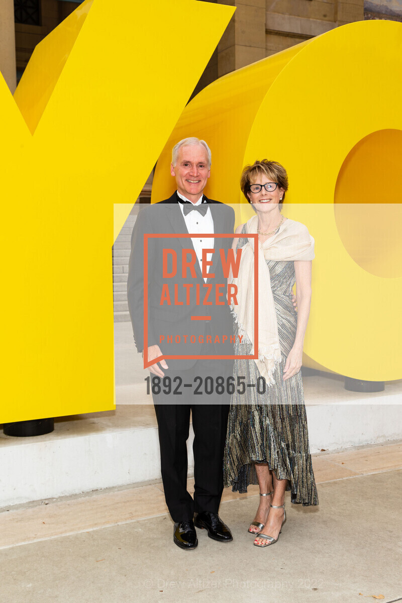 Marc Tessier-Levigne, Mary Hynes, Museums by Moonlight 2022, Iris & B. Gerald Cantor Center for Visual Arts. 328 Lomita Dr, Stanford, CA 94305 US, September 17th, 2022, Photo #1892-20865-0 Marc Tessier-Levigne, Mary Hynes, Photo #1892-20865-0