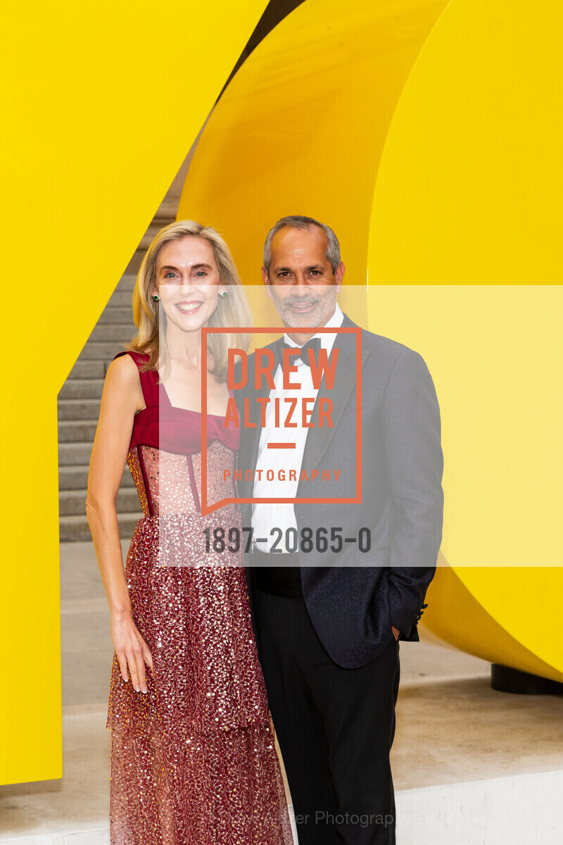 Carly Vasan, Robin Vasan, Museums by Moonlight 2022, Iris & B. Gerald Cantor Center for Visual Arts. 328 Lomita Dr, Stanford, CA 94305 US, September 17th, 2022, Photo #1897-20865-0 Carly Vasan, Robin Vasan, Photo #1897-20865-0