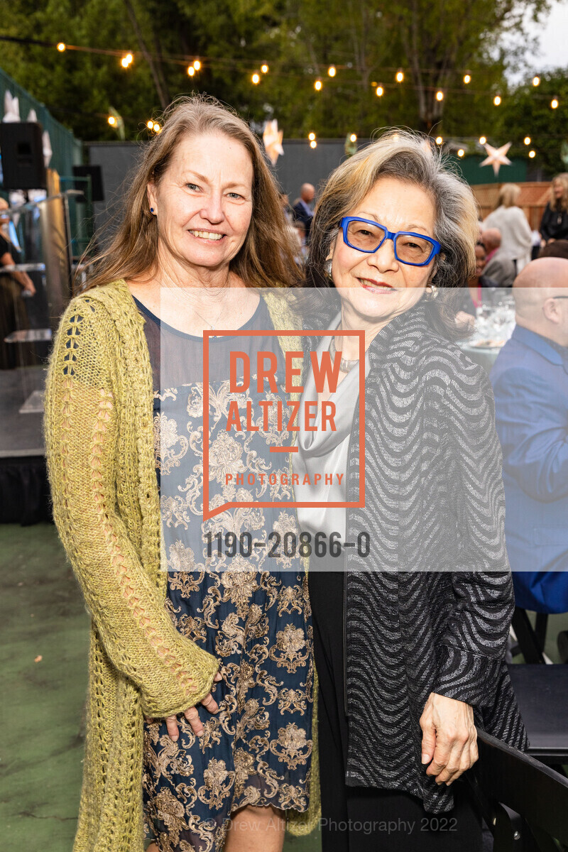 Laura Taylor, Dale Satake, Side by Side's Reach for The Stars Gala 2022, 1 Locust Ave, San Rafael, California 94901 US. 1 Locust Ave, San Rafael, California 94901 US, September 17th, 2022, Photo #1190-20866-0 Laura Taylor, Dale Satake, Photo #1190-20866-0