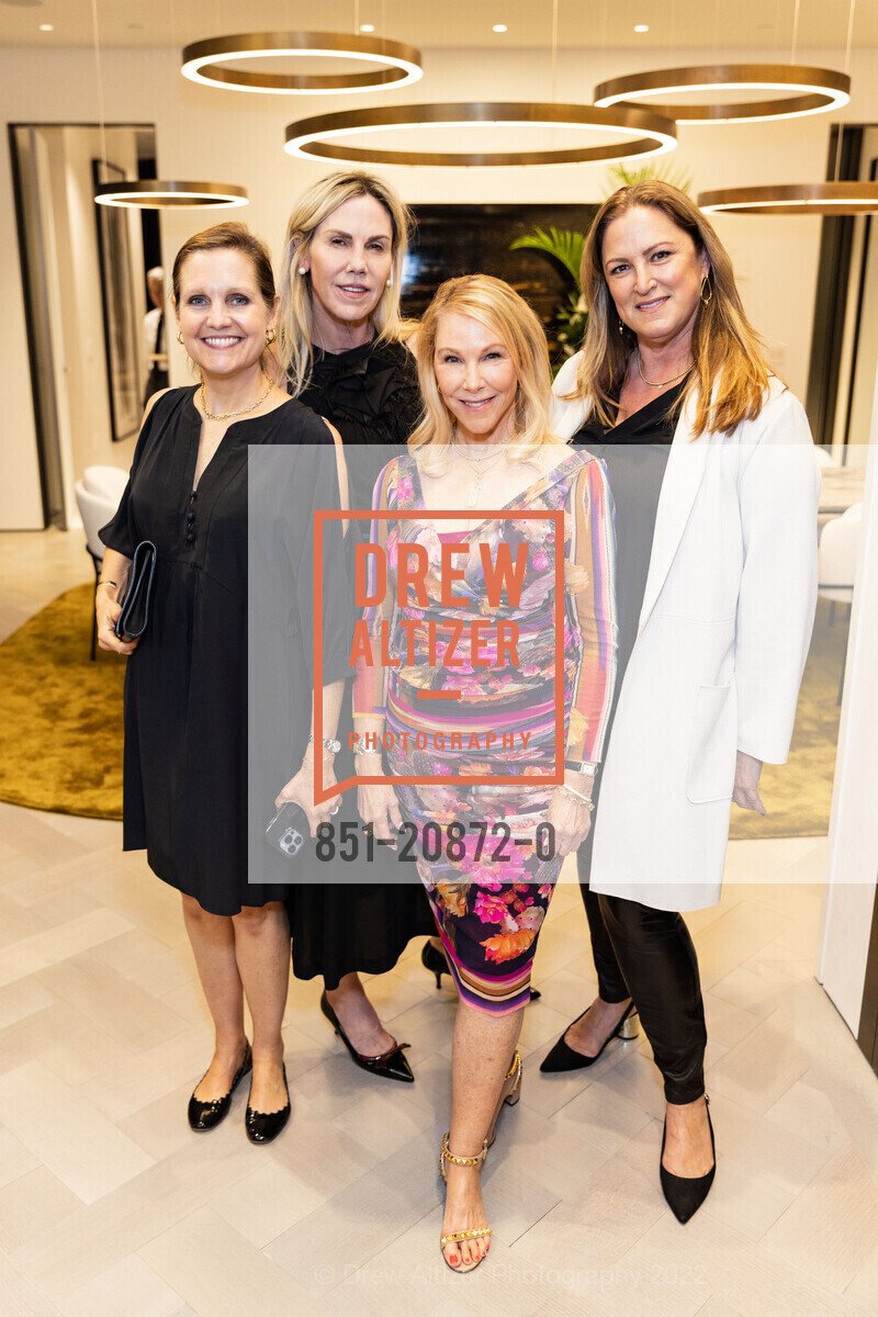 Anne Lowengart, Tracy Carnie, Terri Tiffany, Jessica Grimes, 181 Fremont and The San Francisco Fall Show Reception, 181 Fremont. 181 Fremont St, SF, CA 94105 US, September 21st, 2022, Photo #851-20872-0 Anne Lowengart, Tracy Carnie, Terri Tiffany, Jessica Grimes, Photo #851-20872-0