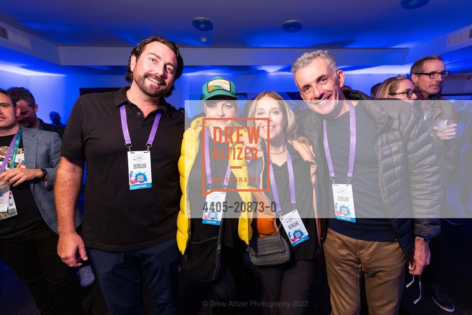Adam Yaco, Suzanne Felson, Charlene Schachter, Bart Schachter, Salesforce Dreamfest 2022 in support of UCSF Children's Hospital, Oracle Park. 24 Willie Mays Plaza, SF CA 94107, September 21st, 2022, Photo #4405-20873-0 Adam Yaco, Suzanne Felson, Charlene Schachter, Bart Schachter, Photo #4405-20873-0