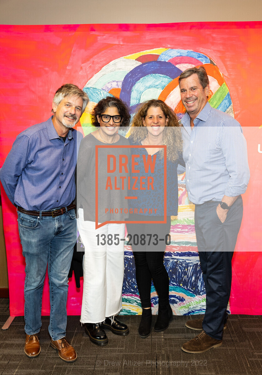 Jonathan Terdiman, Mika Varma, Liz Pola, Mike Pola, Salesforce Dreamfest 2022 in support of UCSF Children's Hospital, Oracle Park. 24 Willie Mays Plaza, SF CA 94107, September 21st, 2022, Photo #1385-20873-0 Jonathan Terdiman, Mika Varma, Liz Pola, Mike Pola, Photo #1385-20873-0