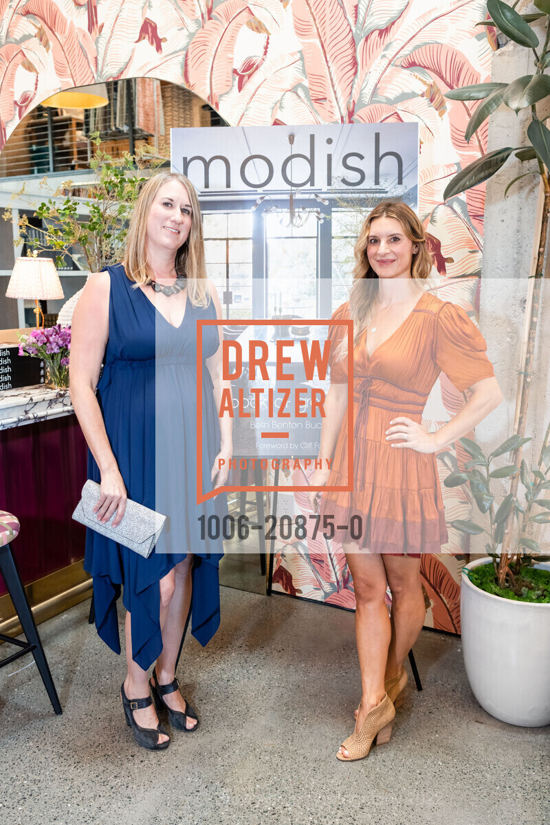 Kelly Hohla, Lisa Furtado, Photo #1006-20875-0