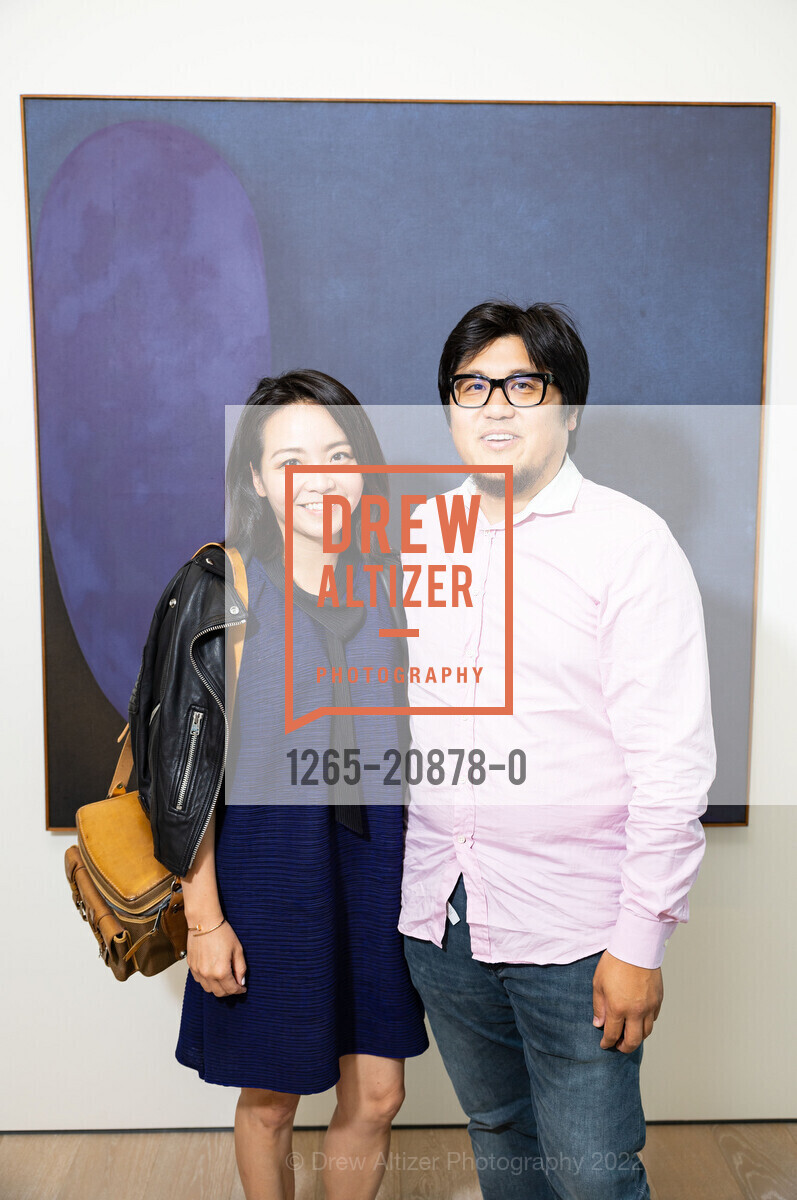 Zoe Liang, Jason Chang, Gallery 181 Opening for Nara Roesler Gallery, 181 Fremont. 181 Fremont St, SF, CA 94105 US, September 22nd, 2022, Photo #1265-20878-0 Zoe Liang, Jason Chang, Photo #1265-20878-0