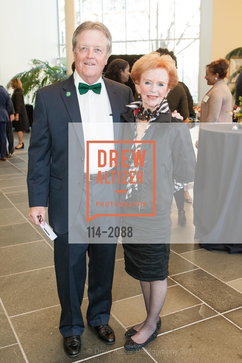Mike Moylan, Tina Moylan, USF California Prize Dinner, University of San Francisco. 2130 Fulton Street, April 27th, 2017, Photo #114-2088 Mike Moylan, Tina Moylan, Photo #114-2088
