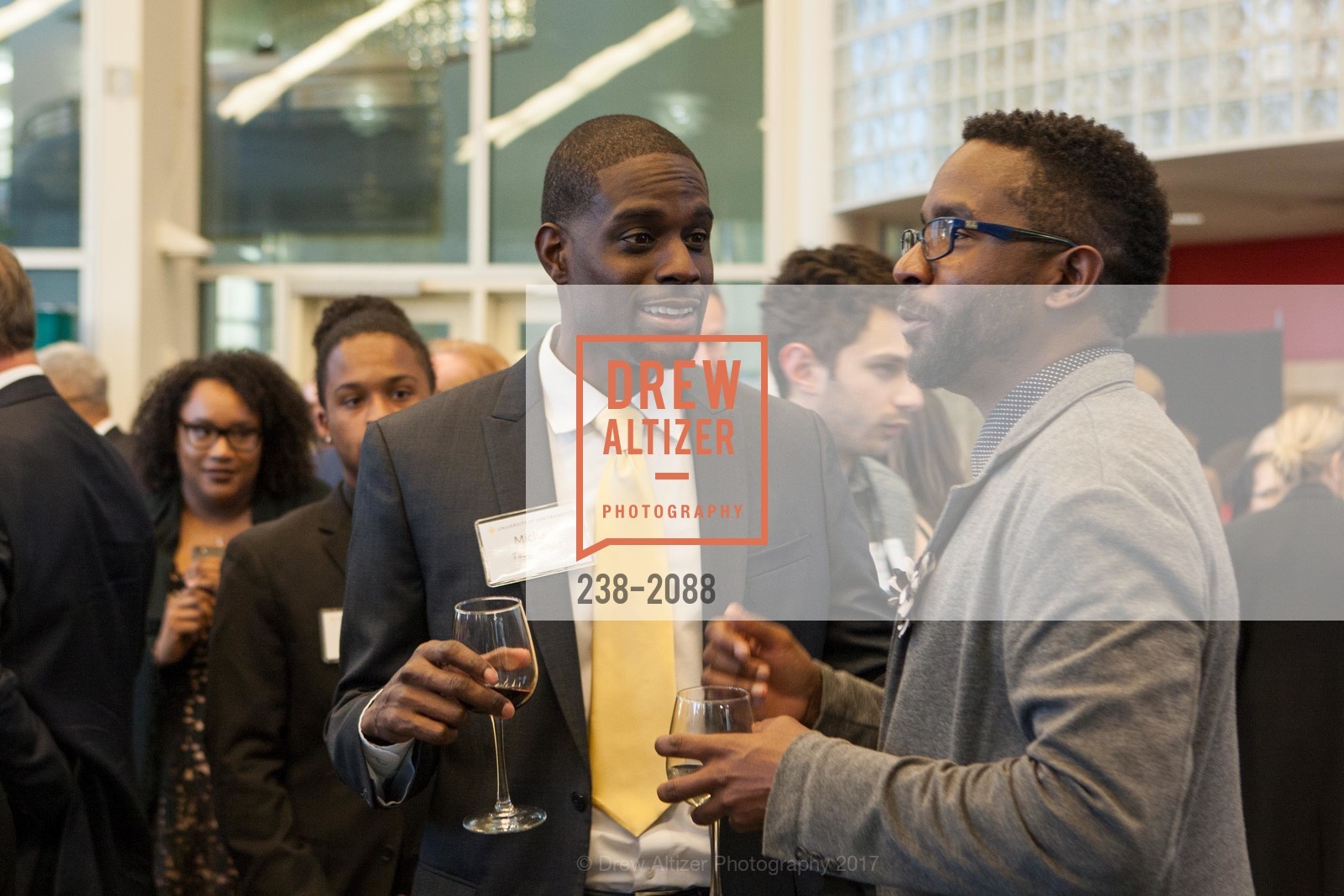 Michael Tadesse-Bell, USF California Prize Dinner, University of San Francisco. 2130 Fulton Street, April 27th, 2017, Photo #238-2088 Michael Tadesse-Bell, Photo #238-2088