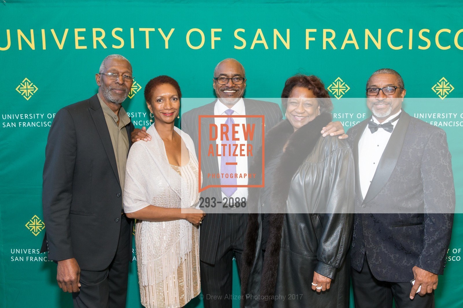 Chico Freeman, Diane Marshall Freeman, Joseph Marshall, Doris Marshall, Jeri Marshall, USF California Prize Dinner, University of San Francisco. 2130 Fulton Street, April 27th, 2017, Photo #293-2088 Chico Freeman, Diane Marshall Freeman, Joseph Marshall, Doris Marshall, Jeri Marshall, Photo #293-2088