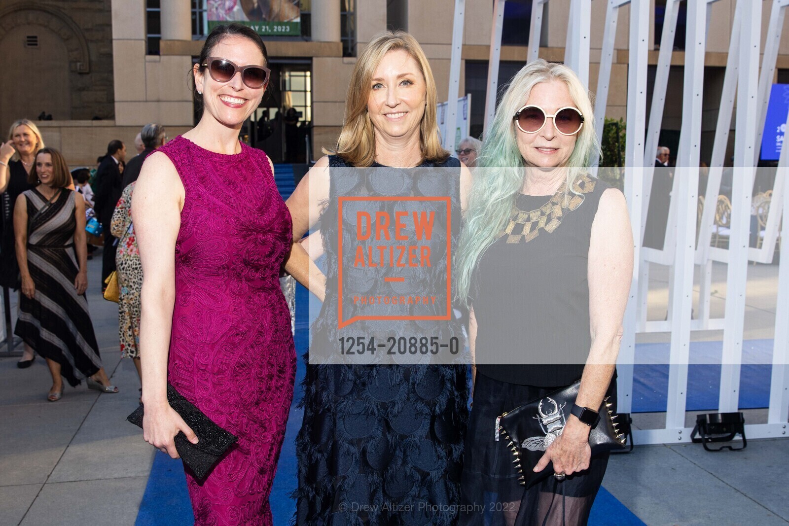 Alexandra Michaels, Brook Hartzell, Cheryl Haines, San Jose Museum of Art Gala + Auction 2022, San Jose Museum of Art. 110 S Market St, San Jose, CA 95113 US, September 24th, 2022, Photo #1254-20885-0 Alexandra Michaels, Brook Hartzell, Cheryl Haines, Photo #1254-20885-0