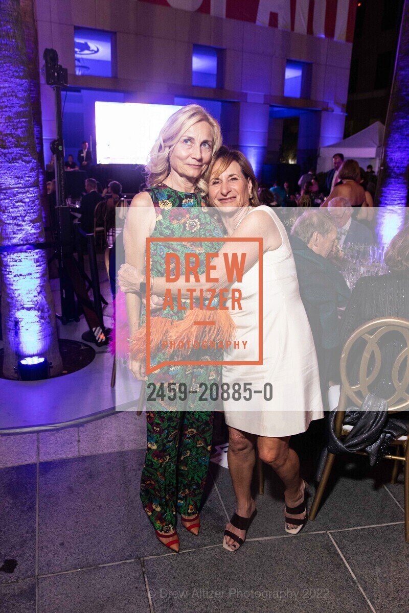 Elena Lebedeva, Elaine Cardinale, San Jose Museum of Art Gala + Auction 2022, San Jose Museum of Art. 110 S Market St, San Jose, CA 95113 US, September 24th, 2022, Photo #2459-20885-0 Elena Lebedeva, Elaine Cardinale, Photo #2459-20885-0