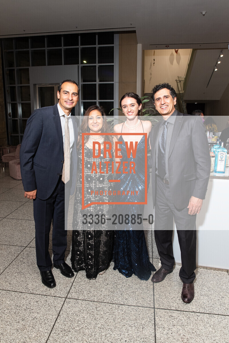 Faisal Ahmad, Nadia Ahmad, San Jose Museum of Art Gala + Auction 2022, San Jose Museum of Art. 110 S Market St, San Jose, CA 95113 US, September 24th, 2022, Photo #3336-20885-0 Faisal Ahmad, Nadia Ahmad, Photo #3336-20885-0