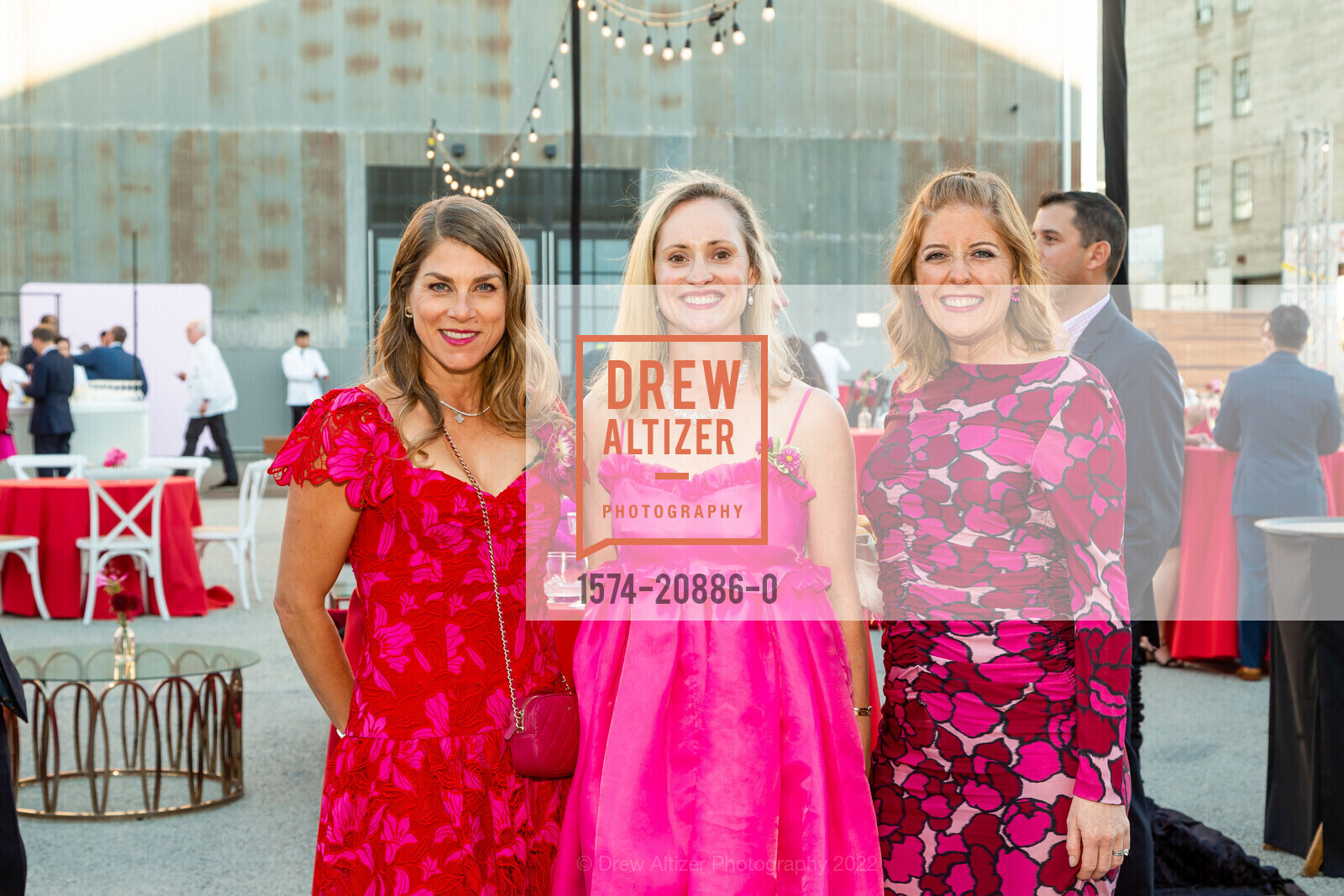 Laurie Carrade, Carolyn Selig, Tiffany Gantus, Party for The Parks 2022, Pier 70. 20th street, 901 Illinois St, San Francisco, CA 94107, September 24th, 2022, Photo #1574-20886-0 Laurie Carrade, Carolyn Selig, Tiffany Gantus, Photo #1574-20886-0