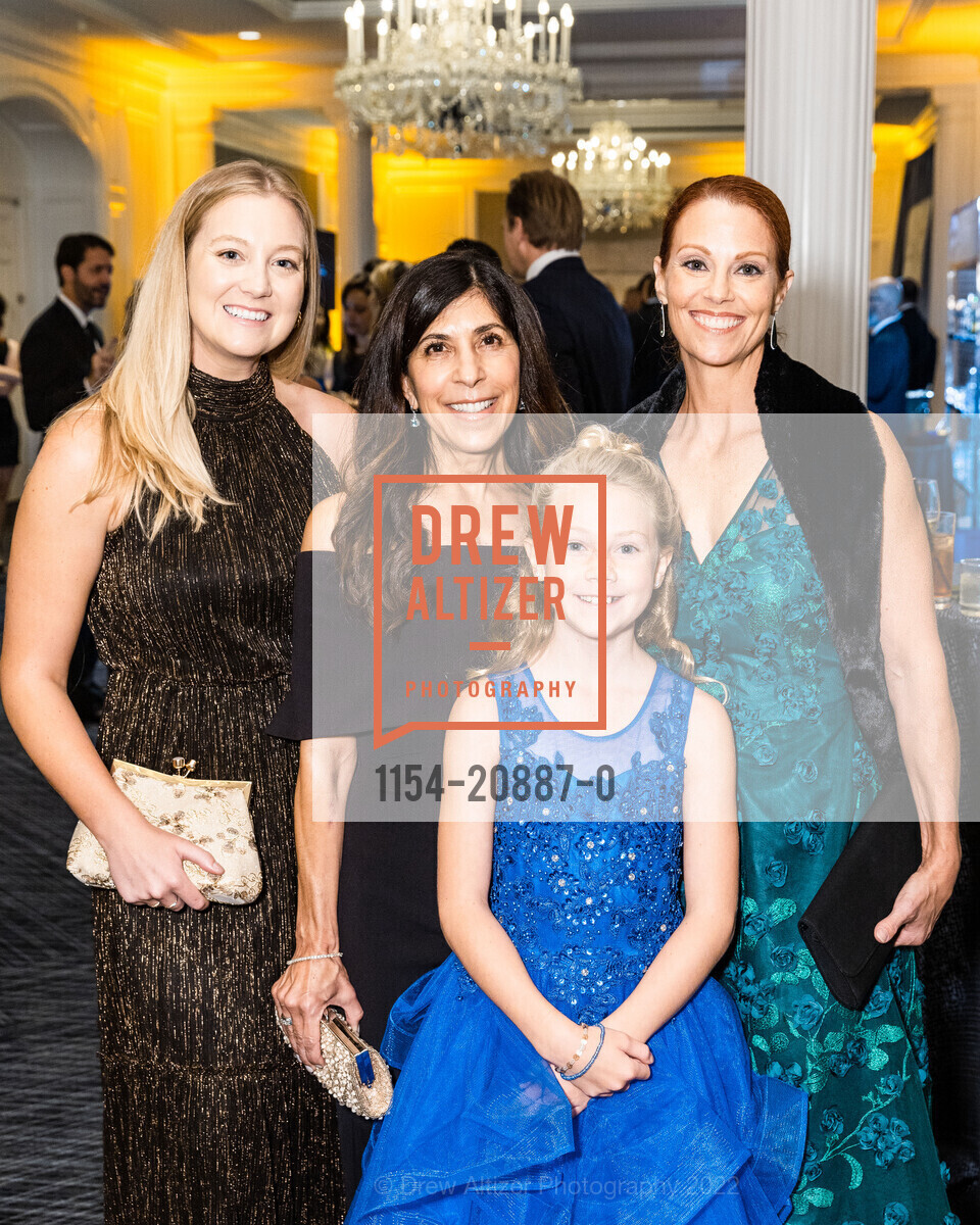 Elizabeth Russell, Leslie Shaheen, Bryn Peterson, Julee Peterson, JDRF’s Annual Hope Gala 2022, The Ritz Carlton. 600 Stockton St, San Francisco, CA 94108 US, September 24th, 2022, Photo #1154-20887-0 Elizabeth Russell, Leslie Shaheen, Bryn Peterson, Julee Peterson, Photo #1154-20887-0