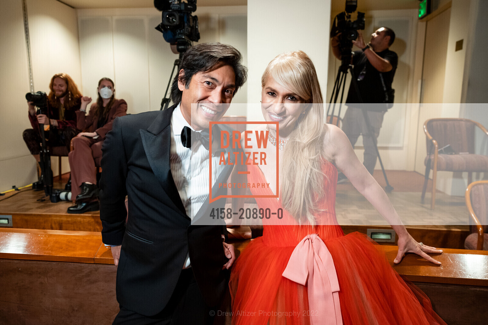Gari James Cuevas, Navid Armstrong, San Francisco Symphony's Opening Night Gala 2022, San Francisco Symphony, September 23rd, 2022, Photo #4158-20890-0 Gari James Cuevas, Navid Armstrong, Photo #4158-20890-0