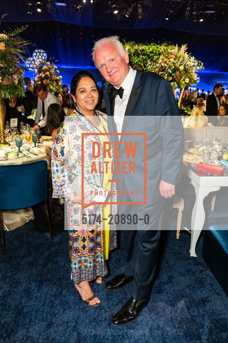 Rosalia Shoemaker, Lucas Schoemaker, San Francisco Symphony's Opening Night Gala 2022, San Francisco Symphony, September 23rd, 2022, Photo #5174-20890-0 Rosalia Shoemaker, Lucas Schoemaker, Photo #5174-20890-0