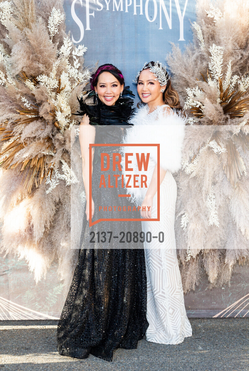 Emily Leung, Jessica Leung, San Francisco Symphony's Opening Night Gala 2022, San Francisco Symphony, September 23rd, 2022, Photo #2137-20890-0 Emily Leung, Jessica Leung, Photo #2137-20890-0