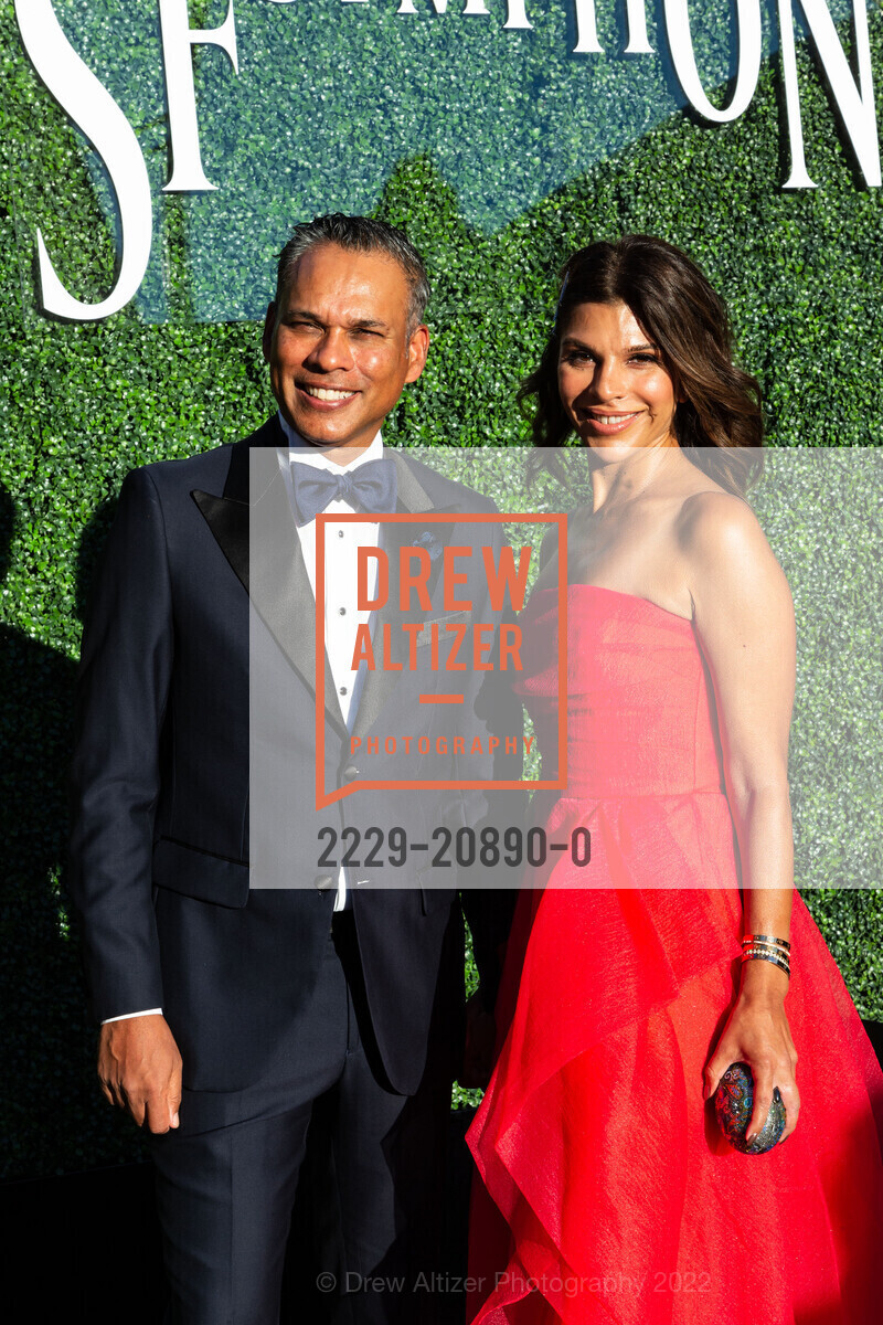Raj Mathai, Sonia Mathai, San Francisco Symphony's Opening Night Gala 2022, San Francisco Symphony, September 23rd, 2022, Photo #2229-20890-0 Raj Mathai, Sonia Mathai, Photo #2229-20890-0
