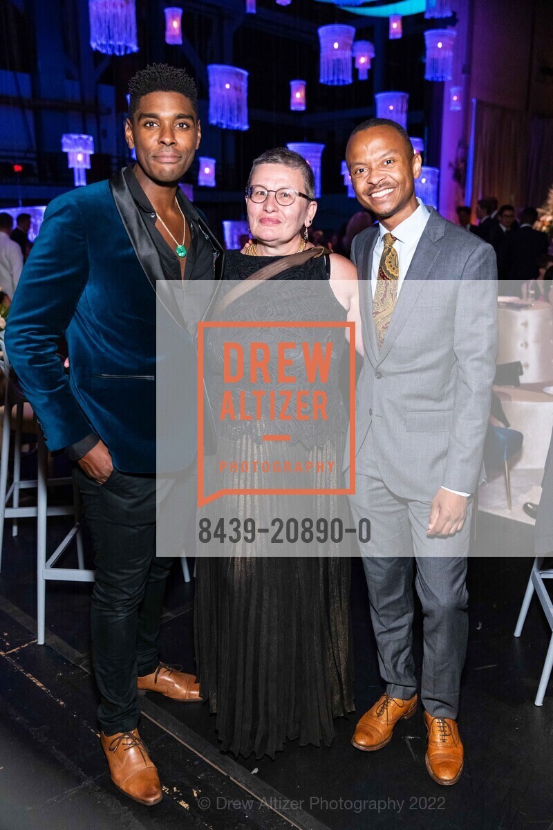 Rodney Earl Jackson Jr., Moya Verzhbinsky, Darian Carter, San Francisco Symphony's Opening Night Gala 2022, San Francisco Symphony, September 23rd, 2022, Photo #8439-20890-0 Rodney Earl Jackson Jr., Moya Verzhbinsky, Darian Carter, Photo #8439-20890-0