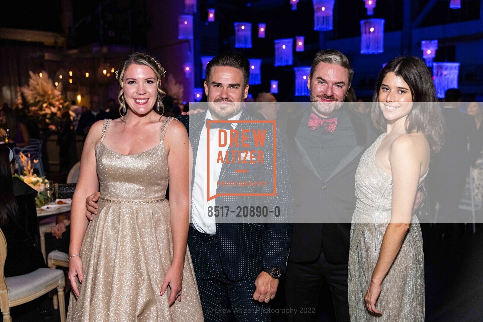 Kari Coomans, Parker Coomans, Benjamin Osgood, Sara Pendleton, San Francisco Symphony's Opening Night Gala 2022, San Francisco Symphony, September 23rd, 2022, Photo #8517-20890-0 Kari Coomans, Parker Coomans, Benjamin Osgood, Sara Pendleton, Photo #8517-20890-0