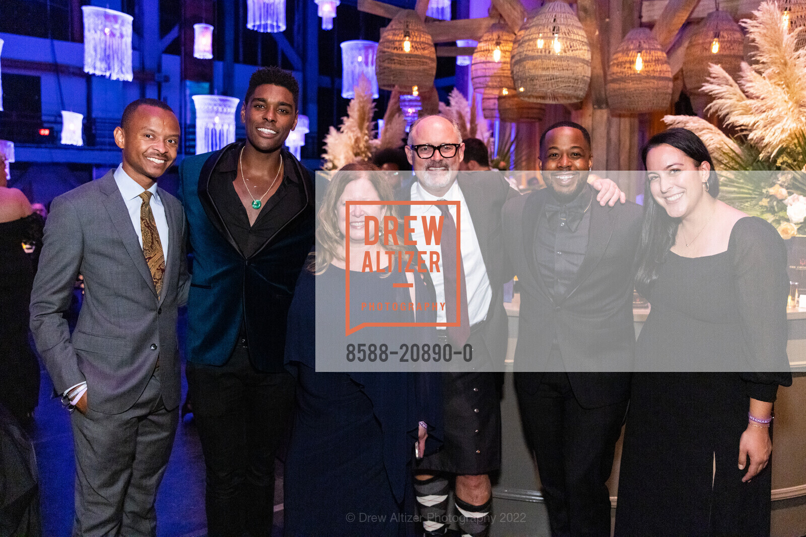 Darian Carter, Rodney Earl Jackson Jr., Jennifer Bielstein, Jon Moscone, Devan Cunningham, San Francisco Symphony's Opening Night Gala 2022, San Francisco Symphony, September 23rd, 2022, Photo #8588-20890-0 Darian Carter, Rodney Earl Jackson Jr., Jennifer Bielstein, Jon Moscone, Devan Cunningham, Photo #8588-20890-0