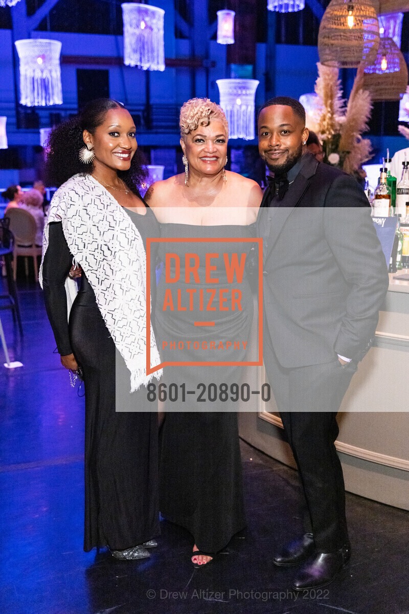Jacquetta Farrar, LaTonya Lawson, Devan Cunningham, San Francisco Symphony's Opening Night Gala 2022, San Francisco Symphony, September 23rd, 2022, Photo #8601-20890-0 Jacquetta Farrar, LaTonya Lawson, Devan Cunningham, Photo #8601-20890-0