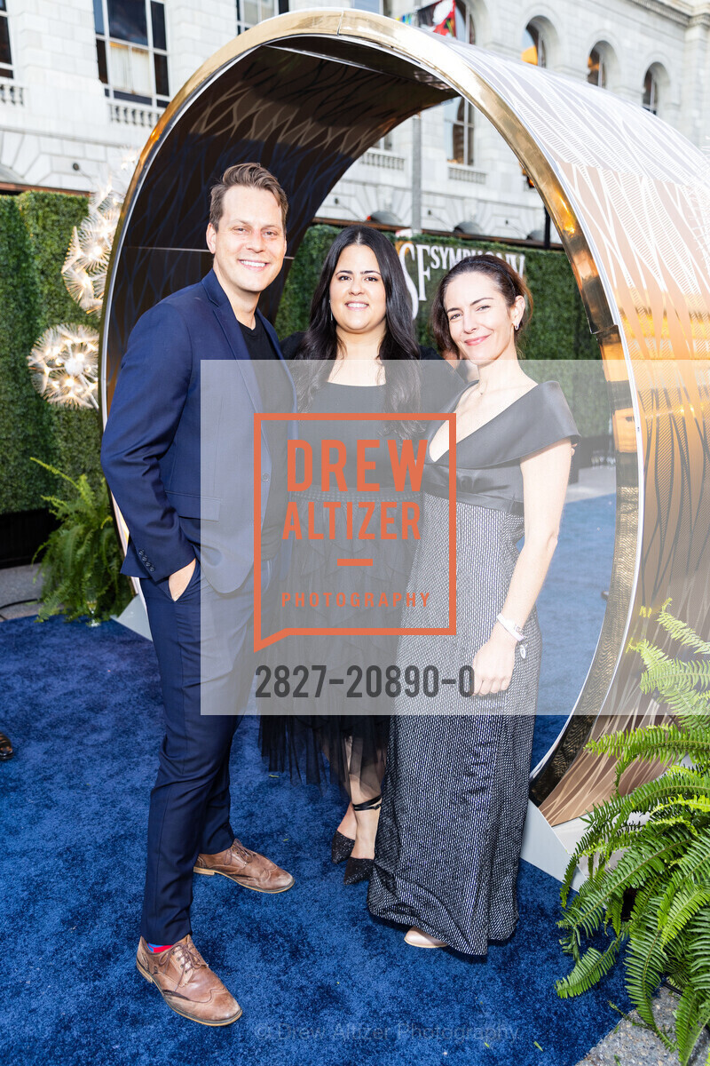Victor Steed, Alexandra Llamas, Kate Sautter, San Francisco Symphony's Opening Night Gala 2022, San Francisco Symphony, Photo #2827-20890-0 Victor Steed, Alexandra Llamas, Kate Sautter, Photo #2827-20890-0