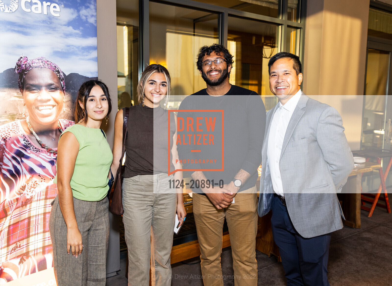 Armina Moshiri, Lili Banihashem, Yehya Abuzaid, Jonathan Young, CARE Hosts Cocktail Reception 2022, Rosewood Sand Hill. 2825 Sand Hill Rd, Menlo Park, CA 94025 US, September 27th, 2022, Photo #1124-20891-0 Armina Moshiri, Lili Banihashem, Yehya Abuzaid, Jonathan Young, Photo #1124-20891-0