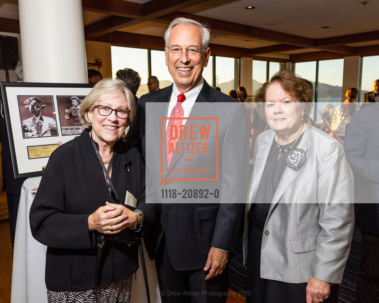 Charlotte Kiesel, Bill Cumbelich, Gene Kates, Order of Malta Clinic of Northern California hosts Champions Gala 2022, St. Francis Yacht Club. 700 Marina Blvd., San Francisco CA 94123, September 27th, 2022, Photo #1118-20892-0 Charlotte Kiesel, Bill Cumbelich, Gene Kates, Photo #1118-20892-0