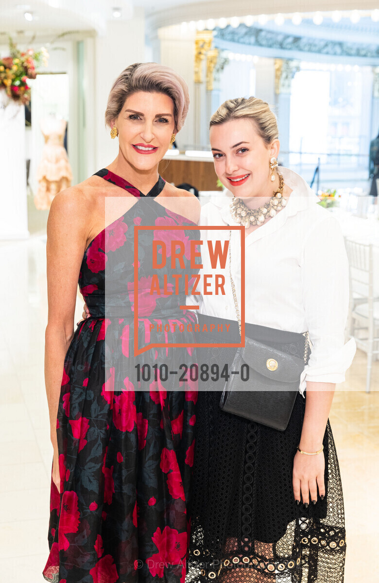 Karen Caldwell, Caitlin Anderson, Fashion Presentation and Dinner with Naeem Khan, Neiman Marcus- 3rd Floor. 150 Stockton St, SF, CA 94108, September 28th, 2022, Photo #1010-20894-0 Karen Caldwell, Caitlin Anderson, Photo #1010-20894-0