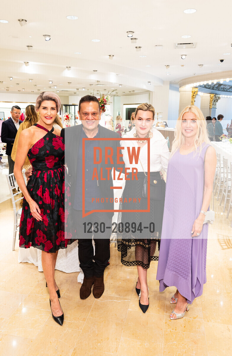 Karen Caldwell, Naeem Khan, Caitlin Anderson, Holly Baxter, Fashion Presentation and Dinner with Naeem Khan, Neiman Marcus- 3rd Floor. 150 Stockton St, SF, CA 94108, September 28th, 2022, Photo #1230-20894-0 Karen Caldwell, Naeem Khan, Caitlin Anderson, Holly Baxter, Photo #1230-20894-0