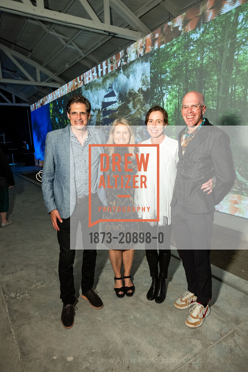 Josh Becker, Jonna Hunter, Laura Brugger, Ross Sappenfield, Institute of Contemporary Art San Francisco Opening with Jeffrey Gibson, Institute of Contemporary Art. 901 Minnesota St, SF, CA 94107 US, September 30th, 2022, Photo #1873-20898-0 Josh Becker, Jonna Hunter, Laura Brugger, Ross Sappenfield, Photo #1873-20898-0